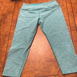 Beyond Yoga Capris yoga pants.